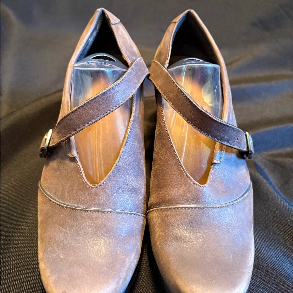 Naot Brown Leather Heels with Strap